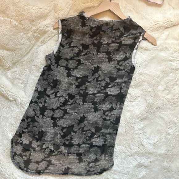 CAbi Small Cowl Neck - Picture 5 of 5